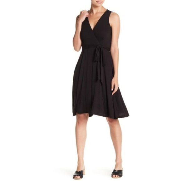 NEW Bobeau Belted Faux Wrap‎ Dress Black - Picture 1 of 2